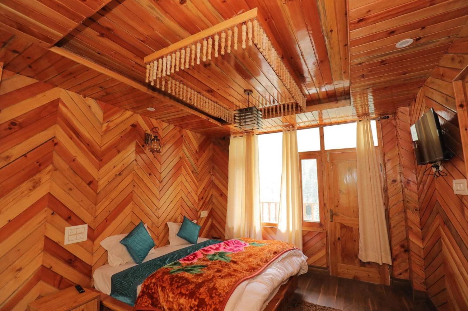 Shangri-La Rooms & Restaurant Kasol Eksteriør bilde